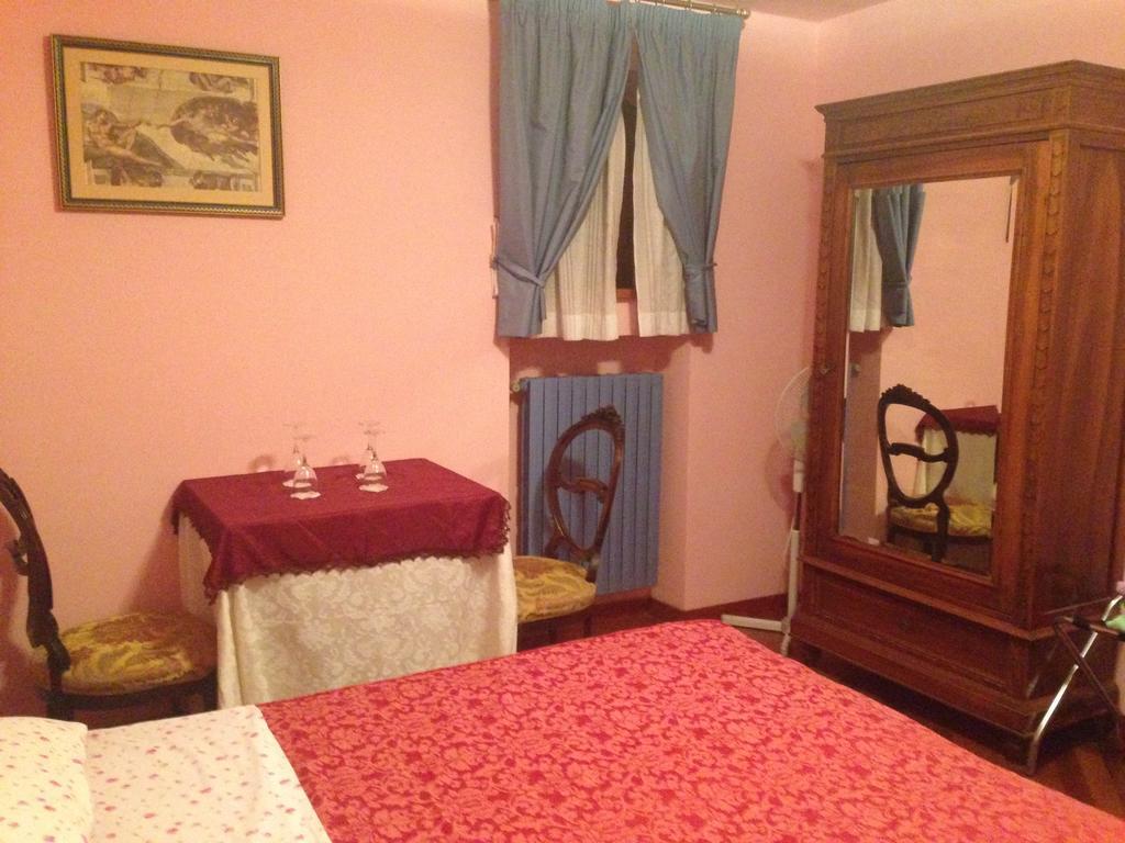 Castello D'Abruzzo Hotel Ripa Teatina Room photo